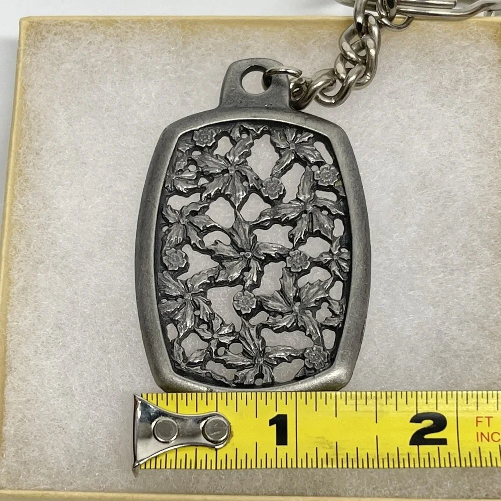 Vintage 1991 Kakapo Pewter Key Chain Fob Ring Floral Filigree